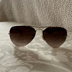 Ray-Ban Gold Frame Sunglasses with Dark Lenses